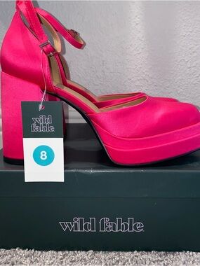 *NIB* wild fable Hot Pink Satin Platform Block Heel Pumps